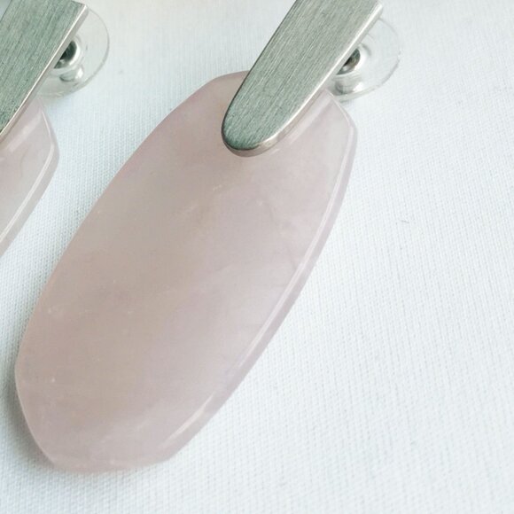 Kendra Scott Aragon Silver Rose Quartz Earrings - Picture 4 of 4